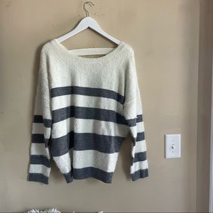 EE:some Sweater s/m